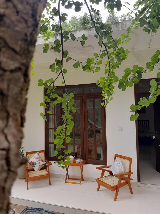 Hotel Chanara Sigiriya Eksteriør bilde