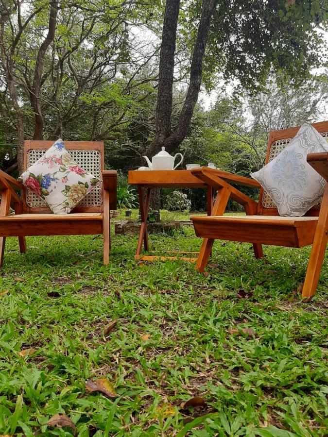 Hotel Chanara Sigiriya Eksteriør bilde